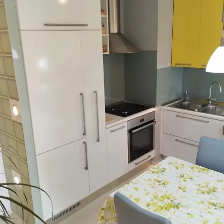 Azure View Lejlighed